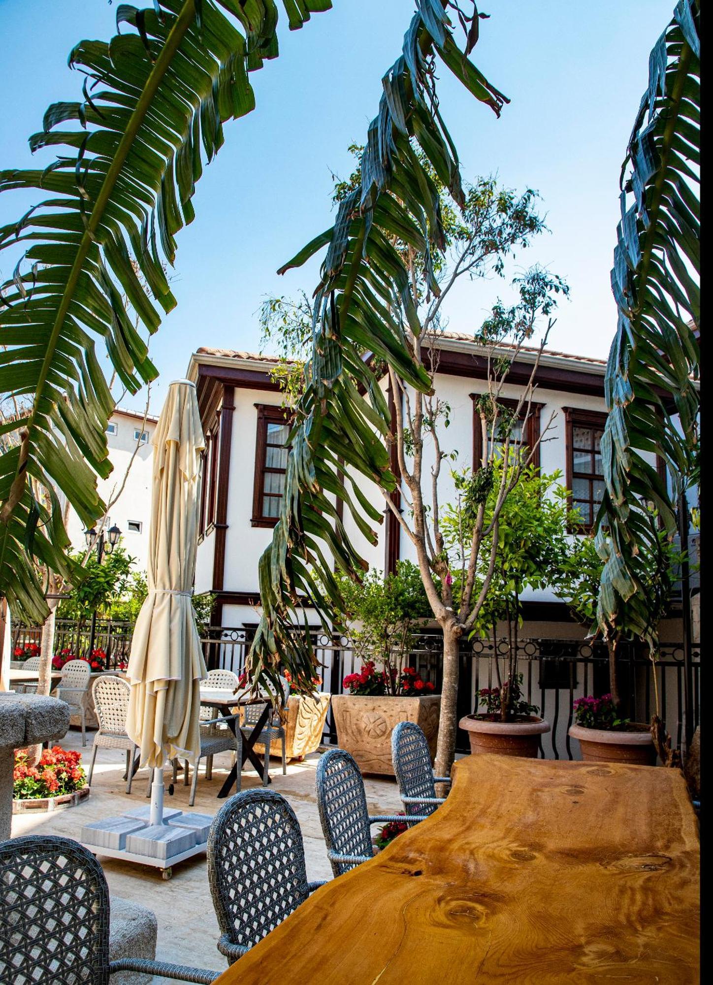 Woo Town Suites Antalya Exterior photo